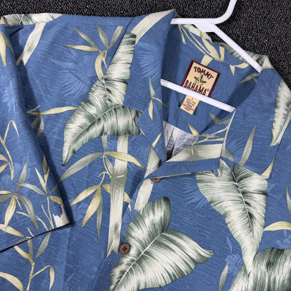 Vintage Tommy Bahama Men's L Silk Button Up Shirt Blue Tropical Palm Leaf Bamboo